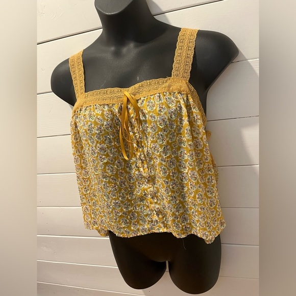 FOREVER 21 Floral Smocked Yellow Crop Top – Size 0X (18 UK) - Picture 9 of 9